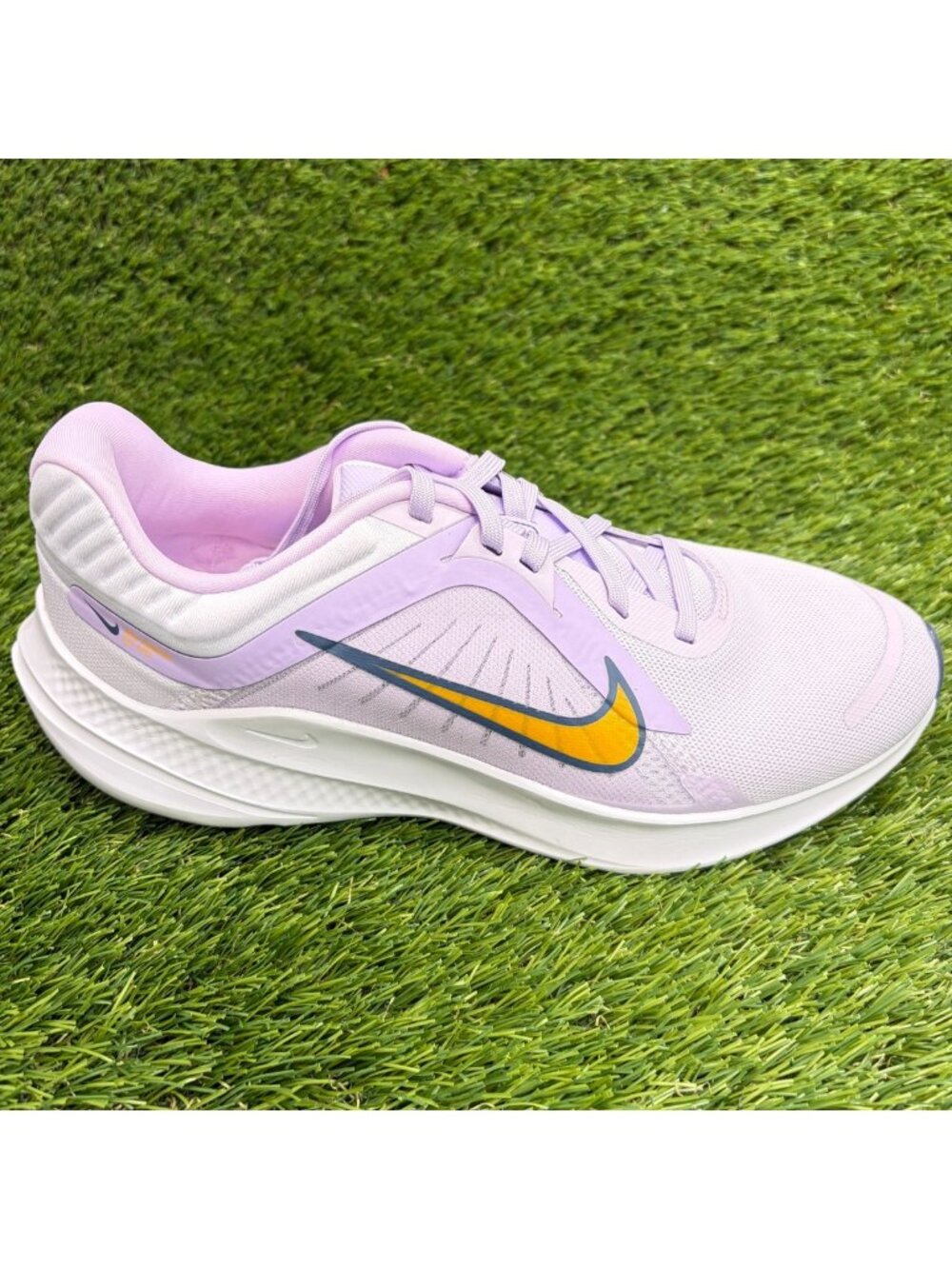 Nike Quest 5 Womens Size 8.5 Purple White Gold Athletic Running Shoes Sneakers